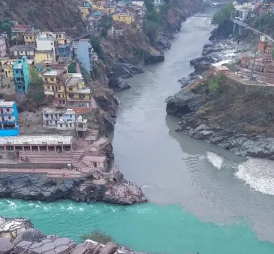 Varanasi – Ayodhya – Prayagraj Pilgrimage Tour