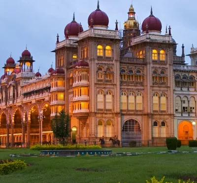 Romantic Escape to Hills, Coffee & Heritage